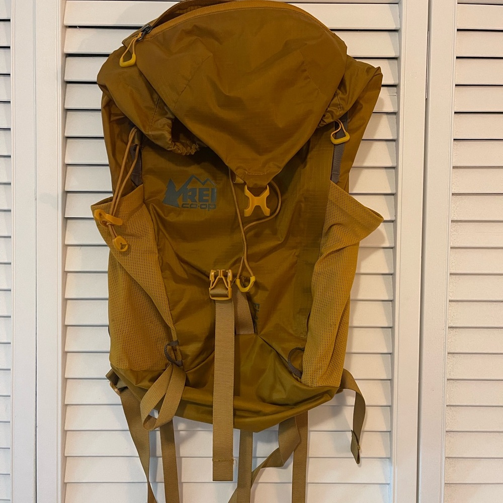 REI Co-op Yellow Daypack 22